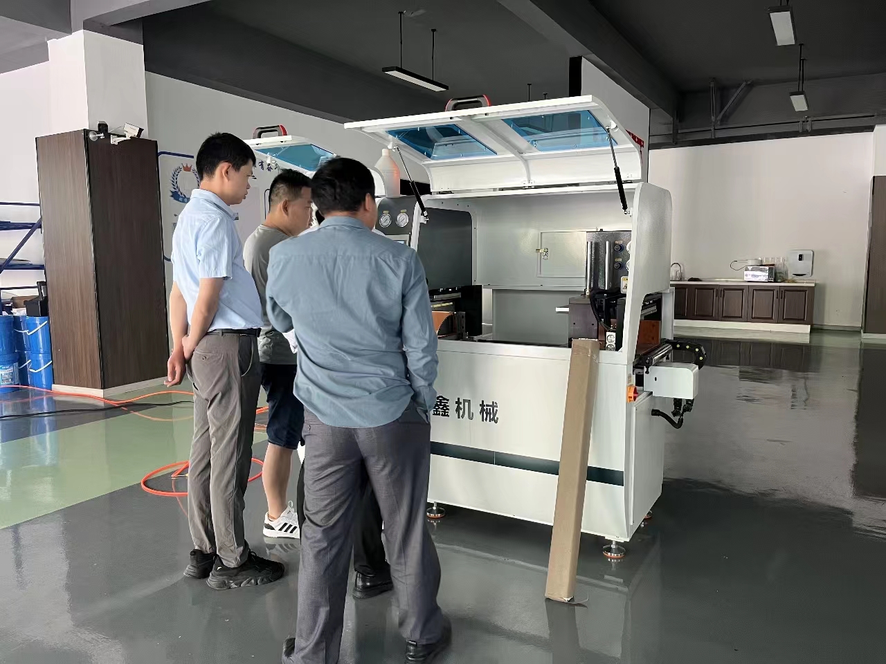 全自動切鋁機(jī)